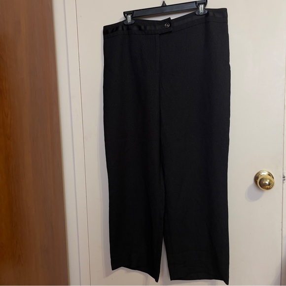 Laura studio High Waist Wide Leg Pants, in great condition. - Picture 2 of 6